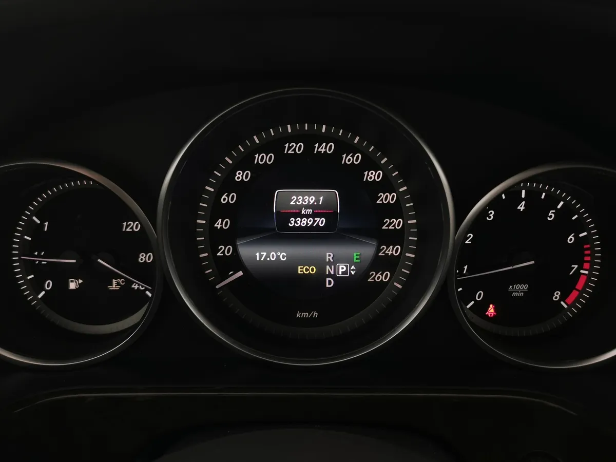 Mercedes-Benz E-Класс E 200 T BlueEfficiency 7G-Tronic Plus (184 л.с.) Белый в АВИЛОН. Слайд №16