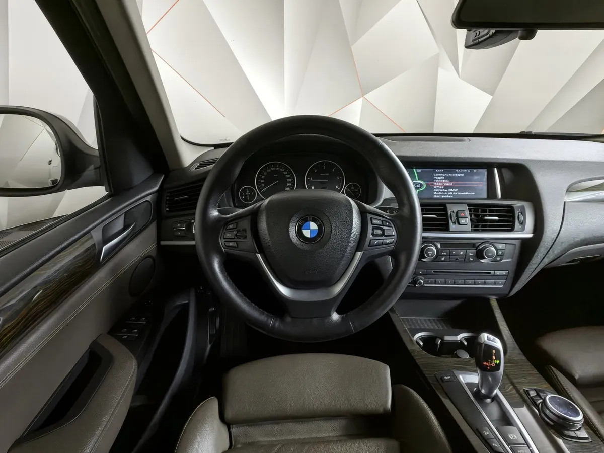 BMW X3 xDrive20d AT (184 л.с.) Base Локальная сборка Коричневый в АВИЛОН. Слайд №15