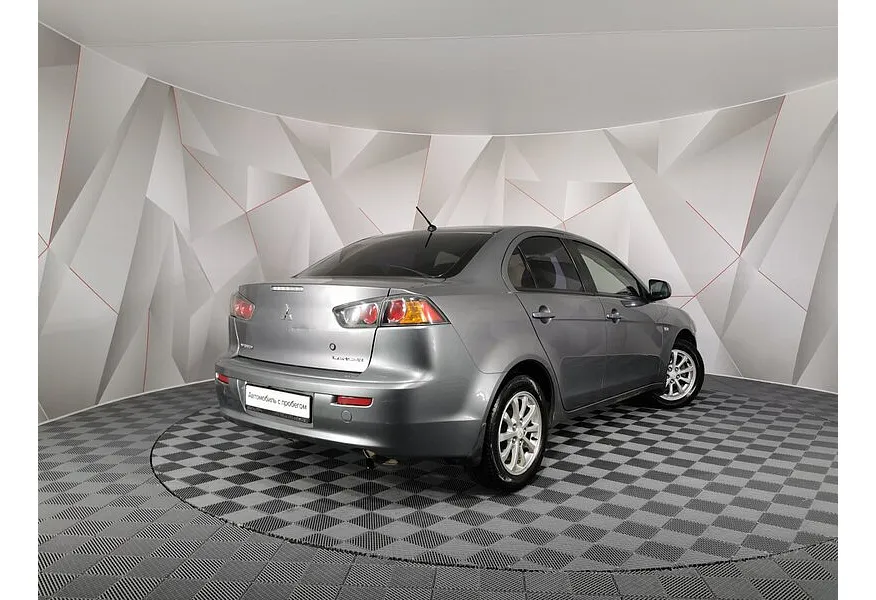 LIVE. Слайд №8