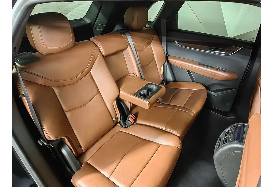 АВИЛОН - Cadillac XT5 2.0T АТ AWD (200 л.с.) Sport Черный - slide 14