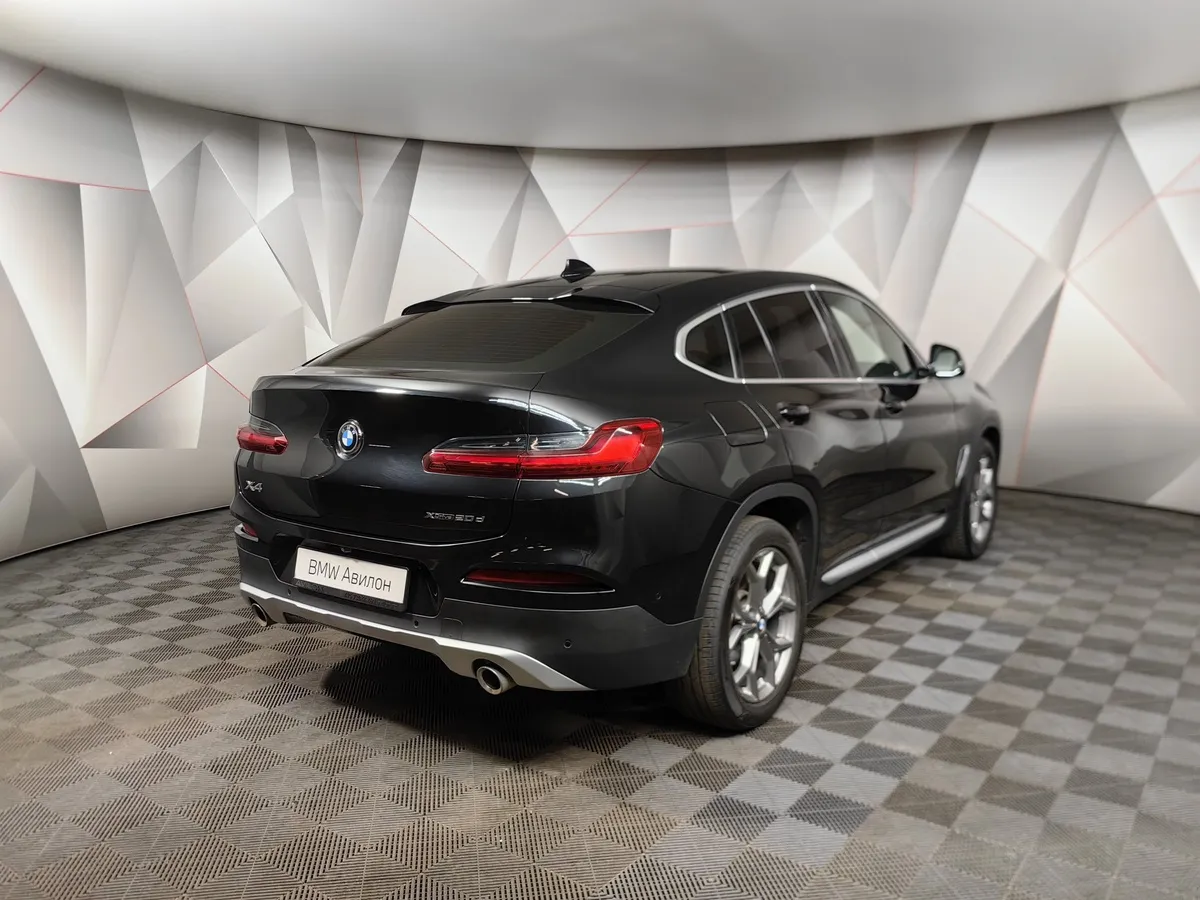 BMW X4 xDrive20d Steptronic (190 л.с.) xLine Черный в АВИЛОН. Слайд №2