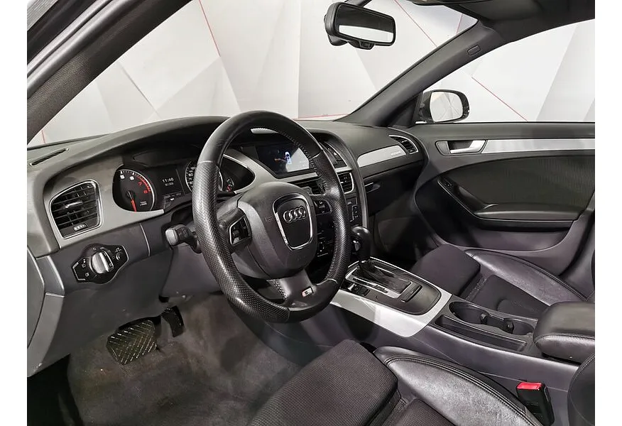 Audi A4 2.0 TFSI S tronic quattro (211 л.с.) S-Line Черный в АВИЛОН. Слайд №19