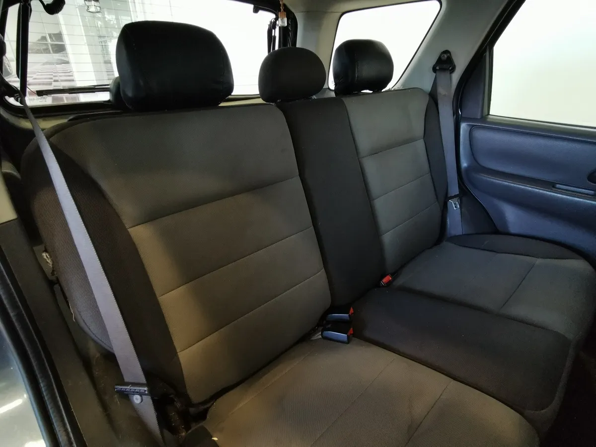 Ford Escape 2.3 AT AWD (145 л.с.) Синий в АВИЛОН. Слайд №16