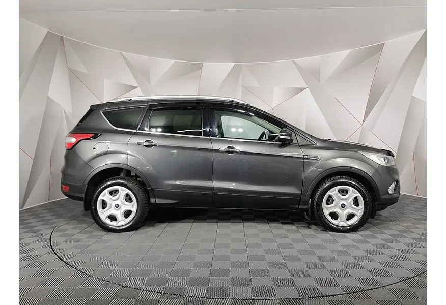 Ford Kuga 2.5 AT (150 л.с.) Серый в АВИЛОН. Слайд №6 Ford Kuga 2.5 AT (150 л.с.) Серый в АВИЛОН. Слайд №6