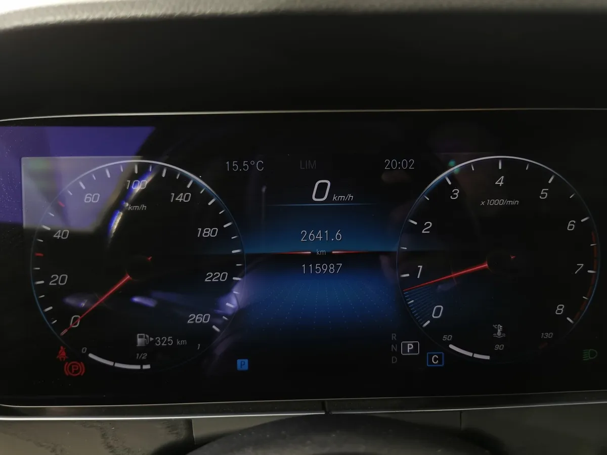 Mercedes-Benz E-Класс E 200 4MATIC 9G-TRONIC (184 л.с.) Sport Черный в АВИЛОН. Слайд №18