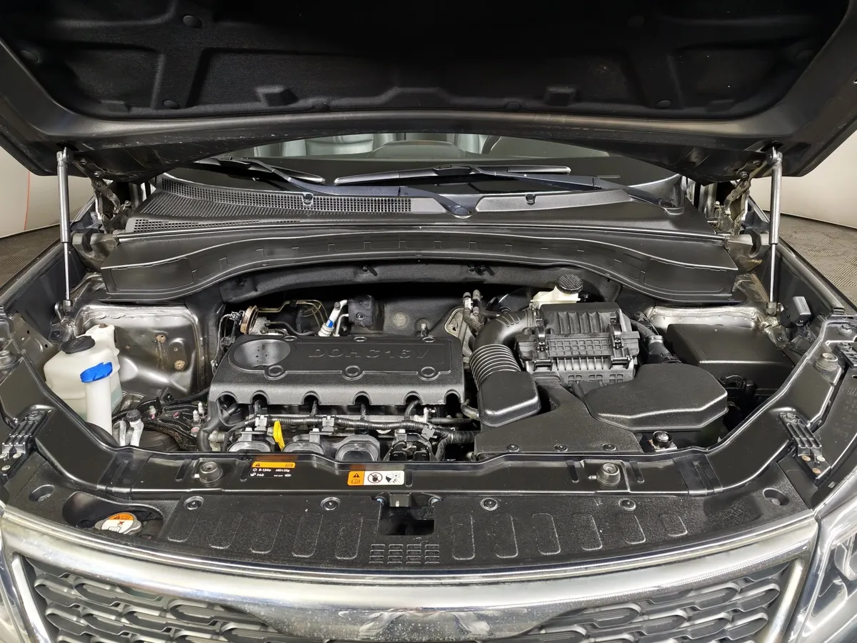 Kia Sorento 2.4 AT 4WD (175 л.с.) Comfort Серый в АВИЛОН. Слайд №11