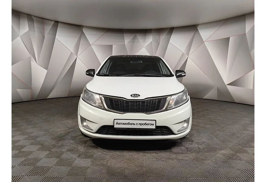 Kia Rio 1.6 AT (123 л.с.) Белый в АВИЛОН. Слайд №7