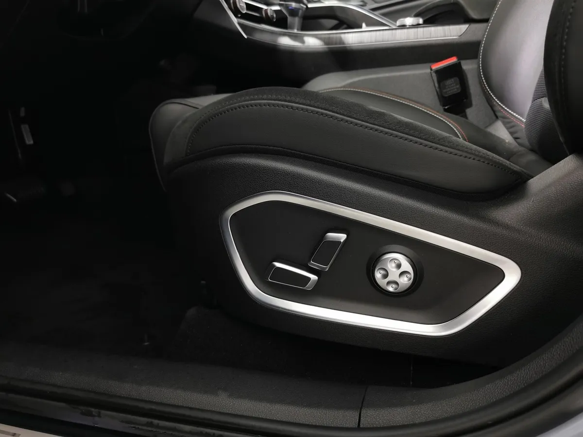 Geely Tugella 2.0 AT AWD (238 л.с.) Flagship Серый в АВИЛОН. Слайд №20