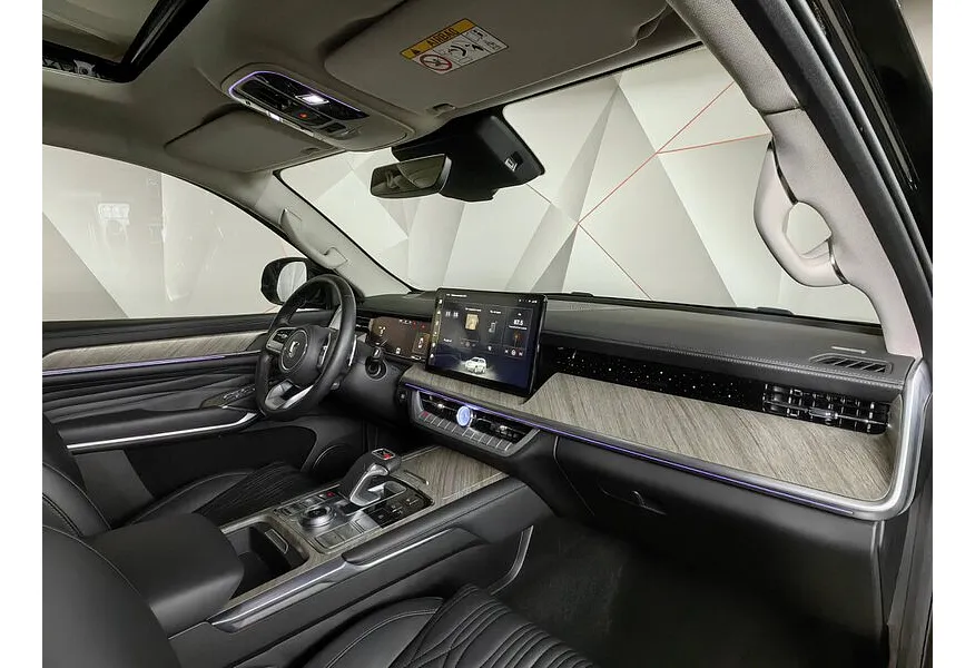 TANK 500 3.0 Turbo V6 AT 4WD (299 л.с.) Adventure Черный в АВИЛОН. Слайд №12