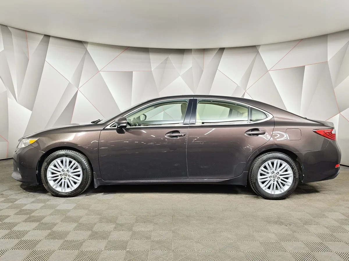 Lexus ES 250 AT (184 л.с.) Comfort Коричневый в АВИЛОН. Слайд №5
