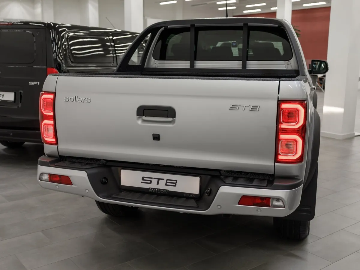 Sollers ST8 2.0G 8AT AWD (224 л.с.) Premium Серебристый в АВИЛОН. Слайд №4