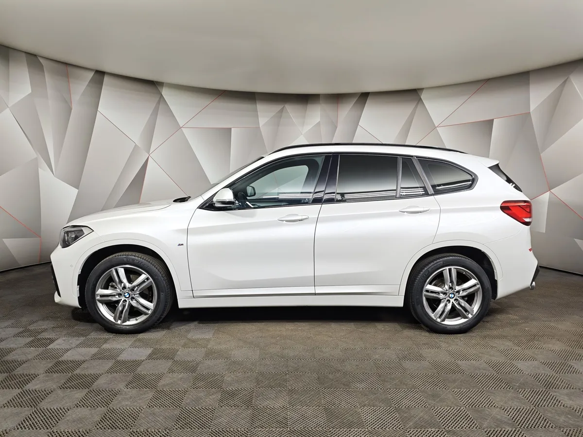 BMW X1 18d xDrive (150 л.с.) Белый в АВИЛОН. Слайд №5