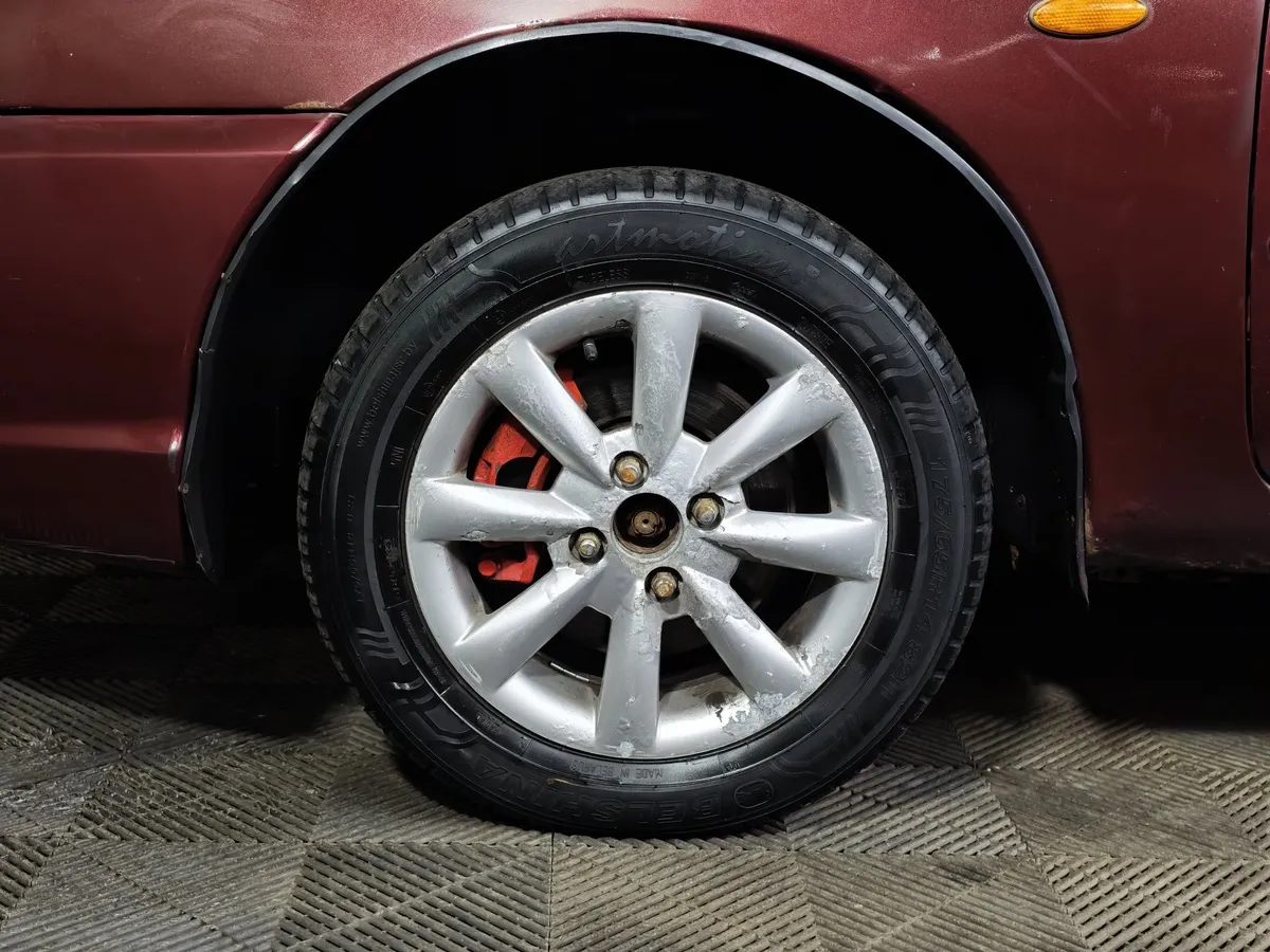 Kia Spectra 1.6 MT (101 л.с.) Красный в АВИЛОН. Слайд №9