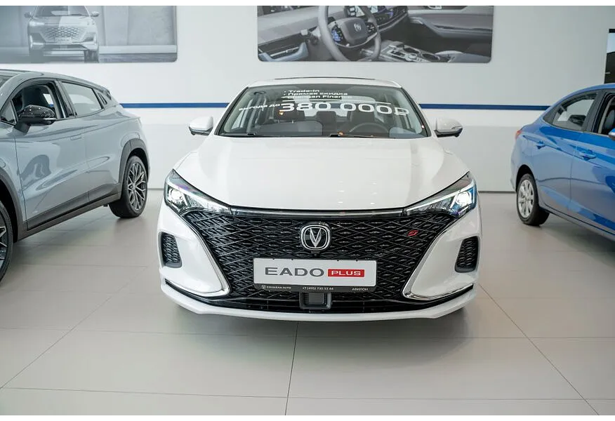 Changan Eado Plus 1.4 TGDI 7DSG 2WD (150 л.с.) Tech Белый в АВИЛОН. Слайд №2