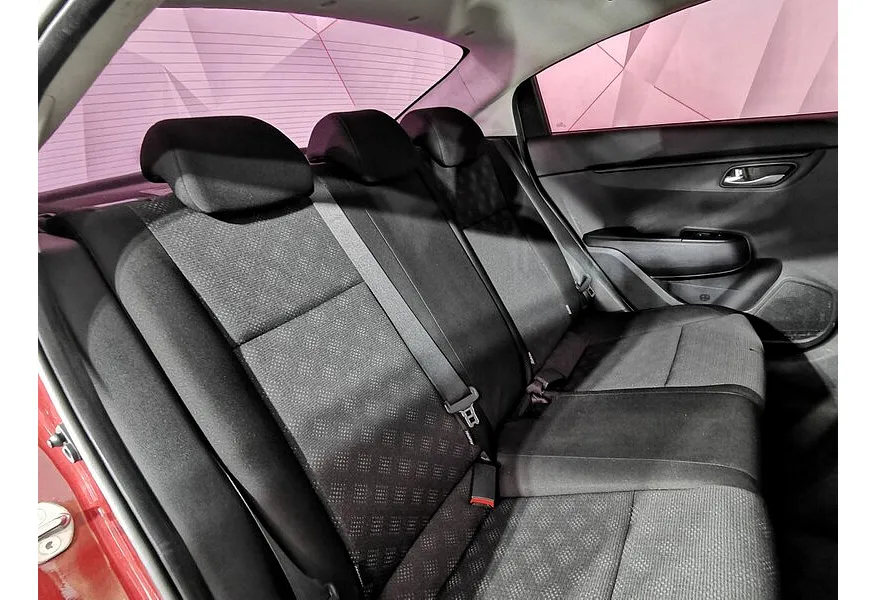 Kia Rio 1.6 AT (123 л.с.) Красный в АВИЛОН. Слайд №16