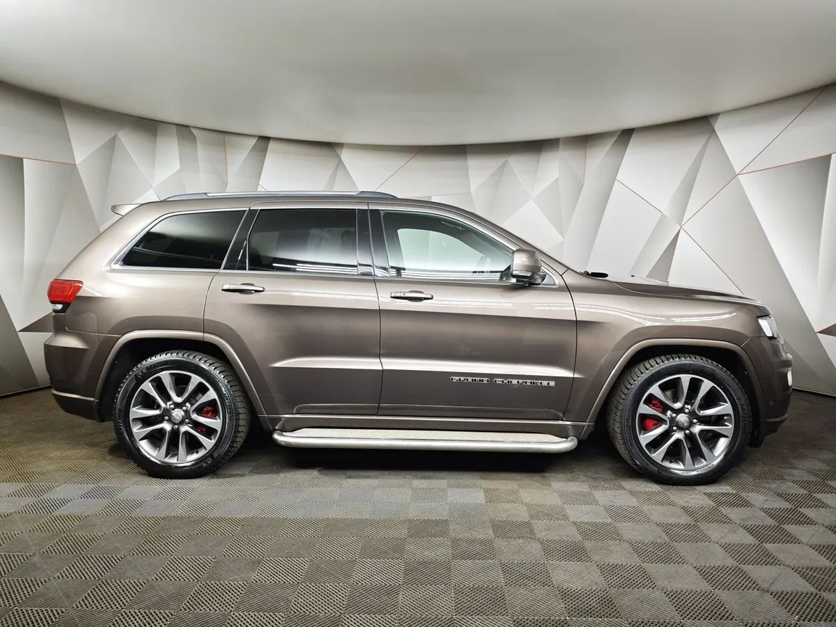 Jeep Grand Cherokee 3.6 AT AWD (286 л.с.) Overland Коричневый в АВИЛОН. Слайд №6