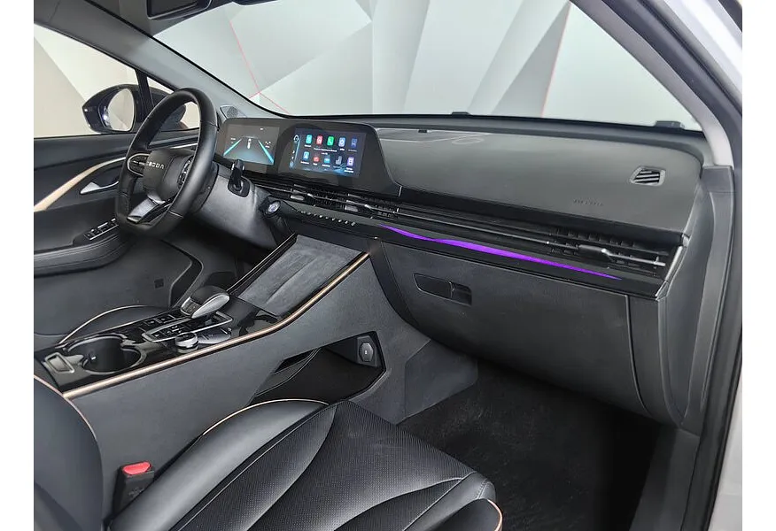 Omoda C5 1.6T DCT 4WD (150 л.с.) Active Белый в АВИЛОН. Слайд №12