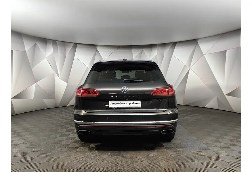 LIVE. Слайд №6