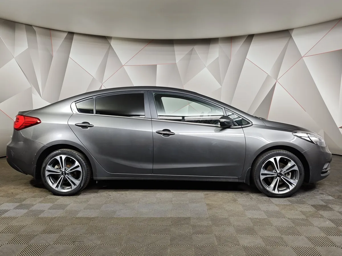 Kia Cerato 1.6 AT (130 л.с.) Серый в АВИЛОН. Слайд №6
