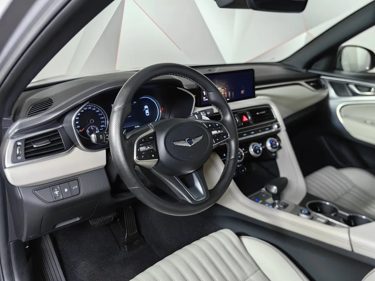 Genesis G70 2.0 T AT AWD (197 л.с.) Elegance + Sport Серый в АВИЛОН. Слайд №19