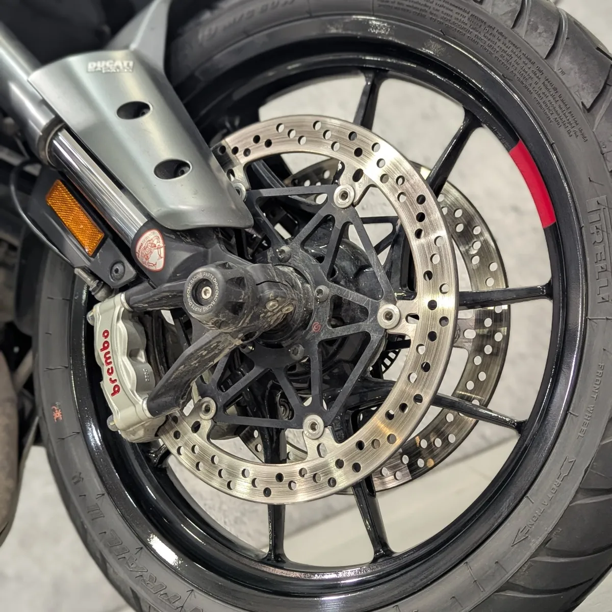 Ducati Multistrada V4 1158 см³ (170 л.с.) (170) 1158 Серый в АВИЛОН. Слайд №4