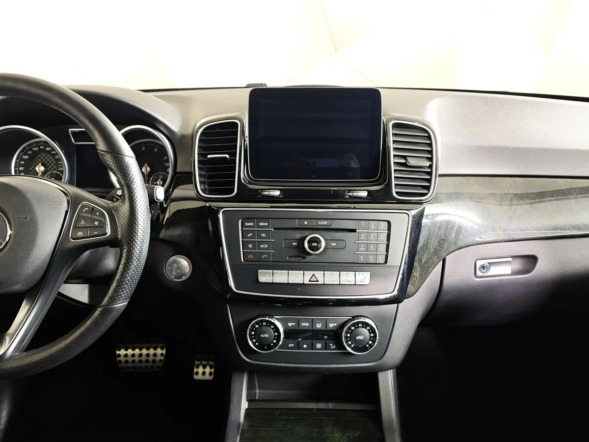 Mercedes-Benz GLE 400 4MATIC 9G-TRONIC (333 л.с.) Особая серия Белый в АВИЛОН. Слайд №15