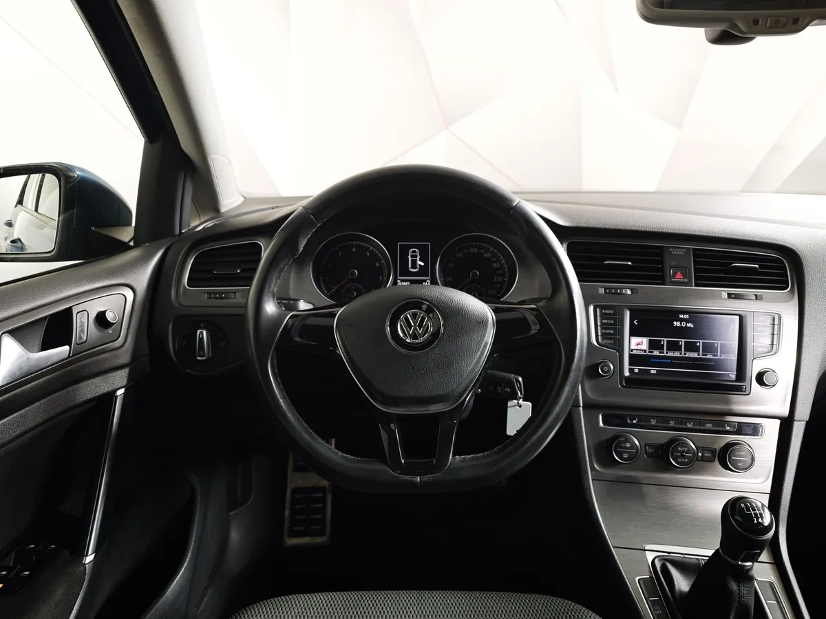 Volkswagen Golf 1.4 TSI МТ (125 л.с.) Comfortline Голубой в АВИЛОН. Слайд №19