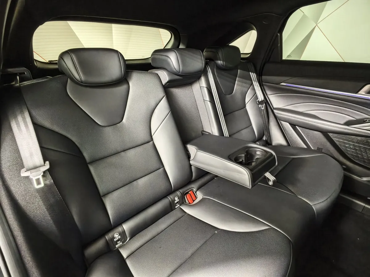 Haval F7 2.0T AWD 7DCT (190 л.с.) Tech Plus Черный в АВИЛОН. Слайд №17