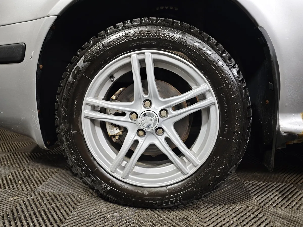 Skoda Octavia 1.4 MT (75 л.с.) Серебристый в АВИЛОН. Слайд №9