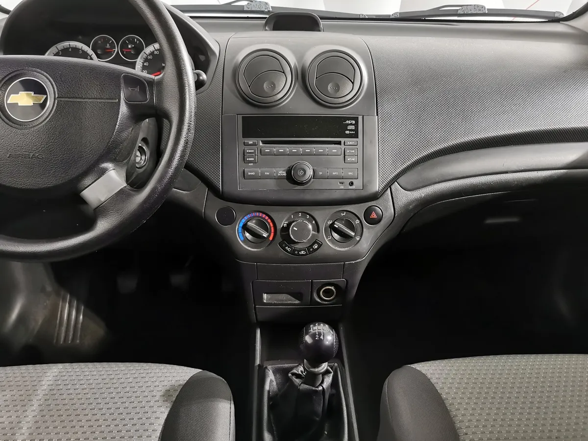 Chevrolet Aveo 1.4i MT (82 л.с.) Синий в АВИЛОН. Слайд №14