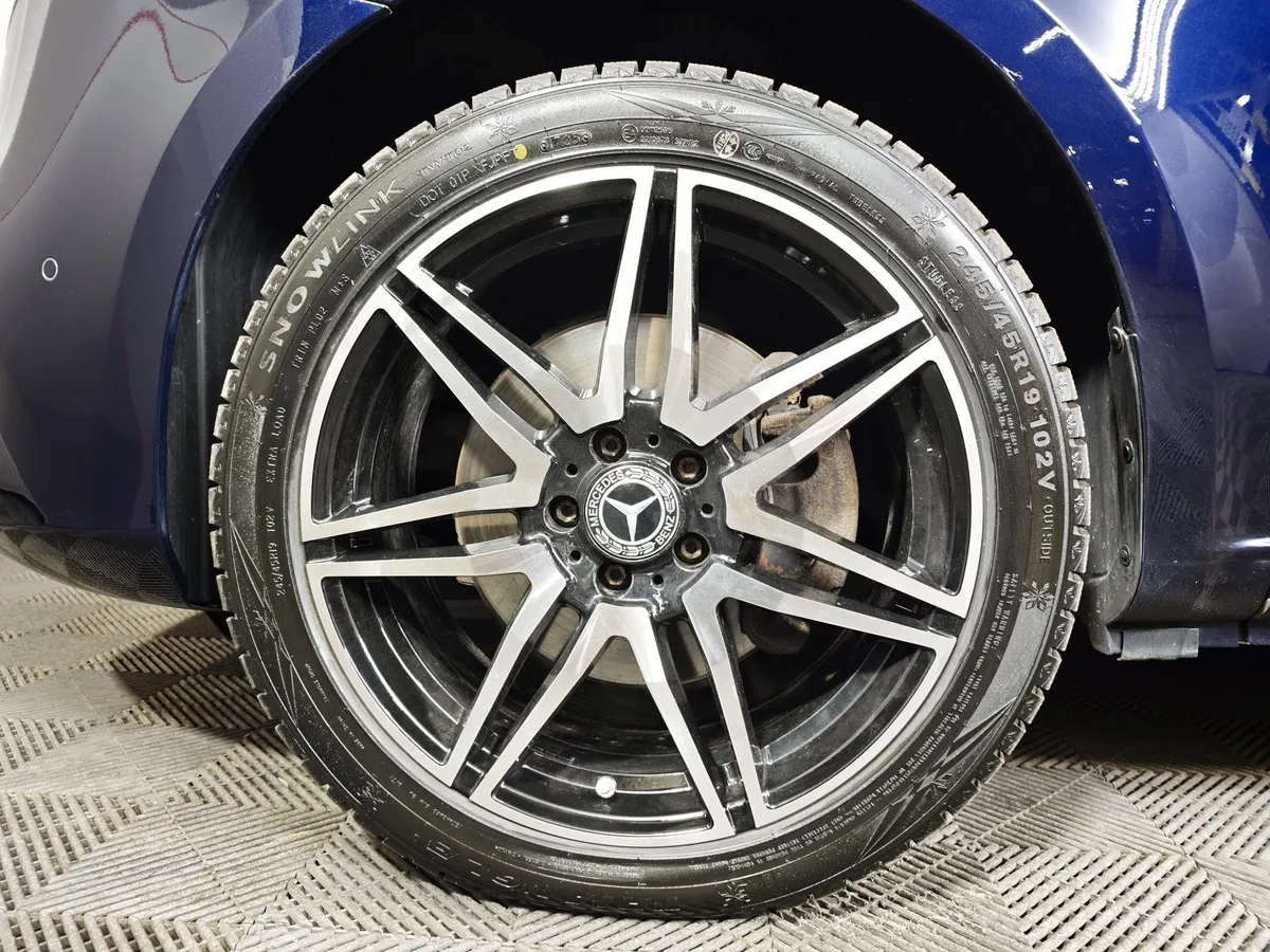 Mercedes-Benz V-Класс V 250 d 9G-Tronic L2 4MATIC (190 л.с.) AMG Line Синий в АВИЛОН. Слайд №9