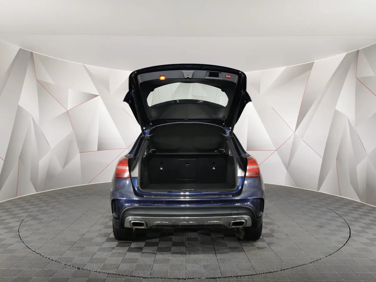 Mercedes-Benz GLA 250 7G-DCT 4MATIC (211 л.с.) Особая серия Синий в АВИЛОН. Слайд №11