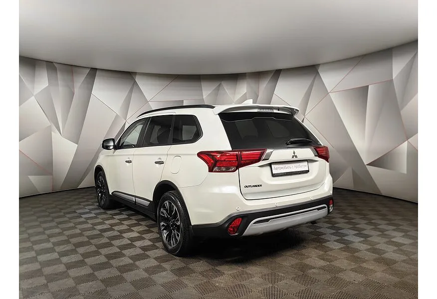 АВИЛОН - Mitsubishi Outlander 2.4 CVT 4WD (167 л.с.) Белый - slide 6