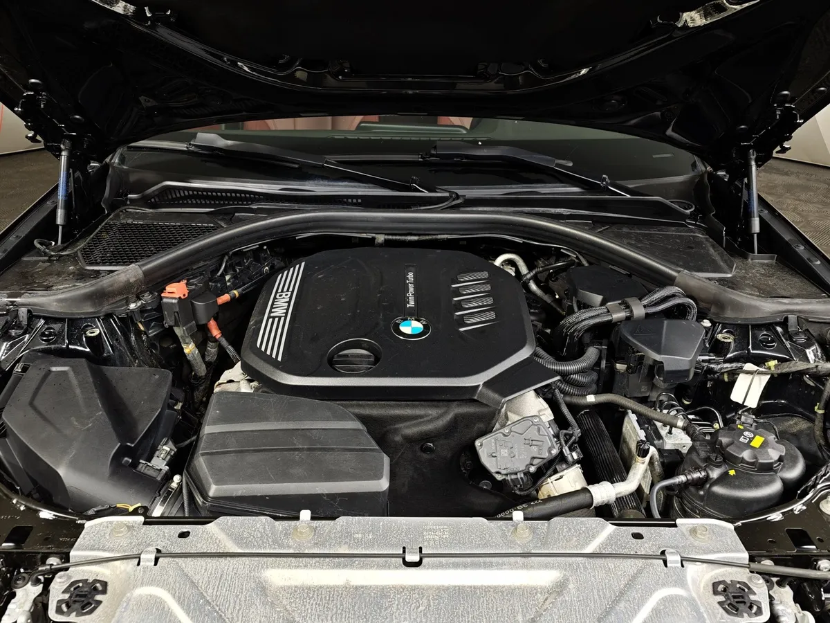 BMW 3 серия 318d Steptronic (150 л.с.) Sport Line Edition 21 Черный в АВИЛОН. Слайд №10