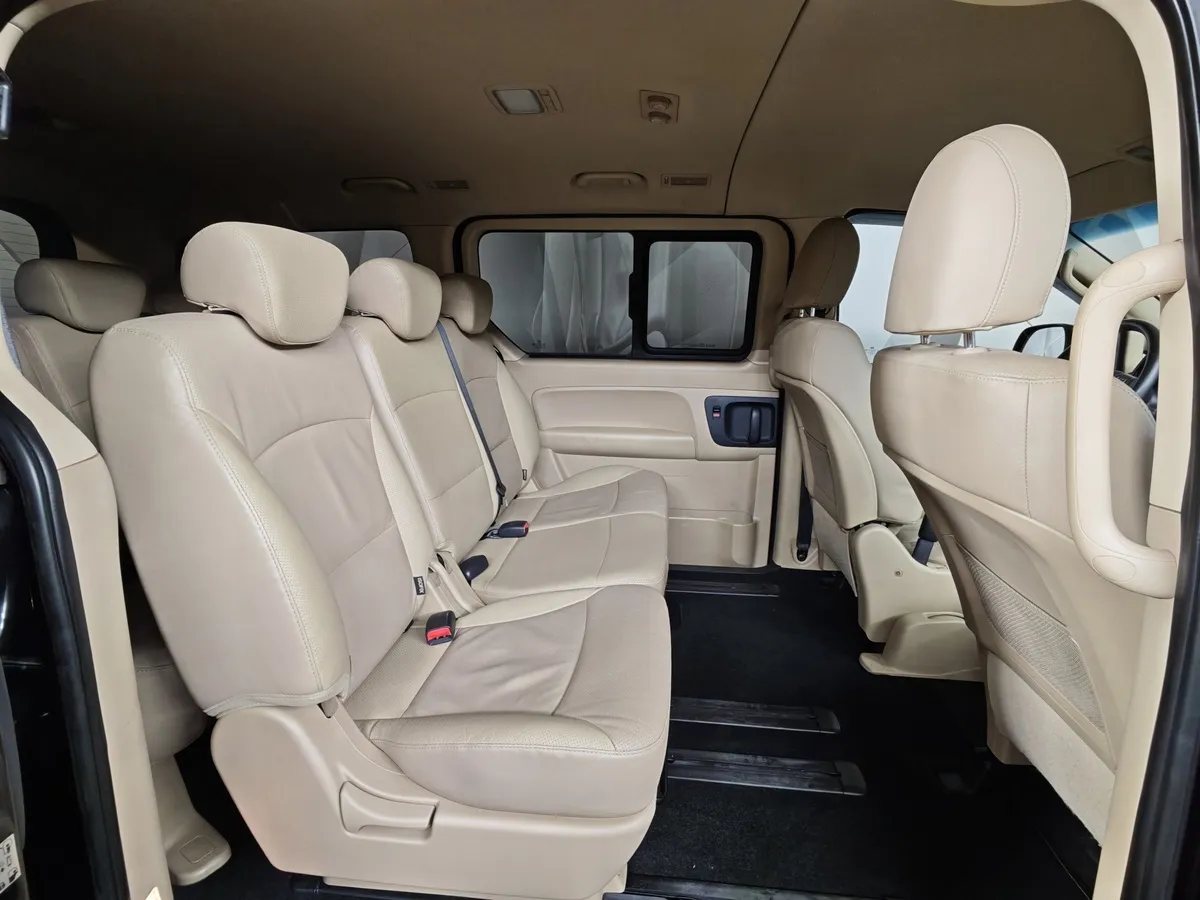 Hyundai H-1 2.5 CRDi AT (170 л.с.) Business (JP6) Черный в АВИЛОН. Слайд №16