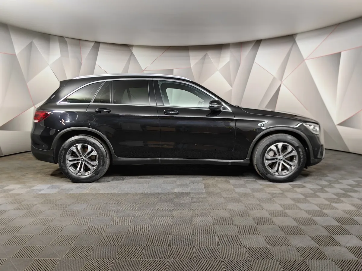 Mercedes-Benz GLC 220 d 9G-TRONIC 4MATIC (194 л.с.) Premium Черный в АВИЛОН. Слайд №6