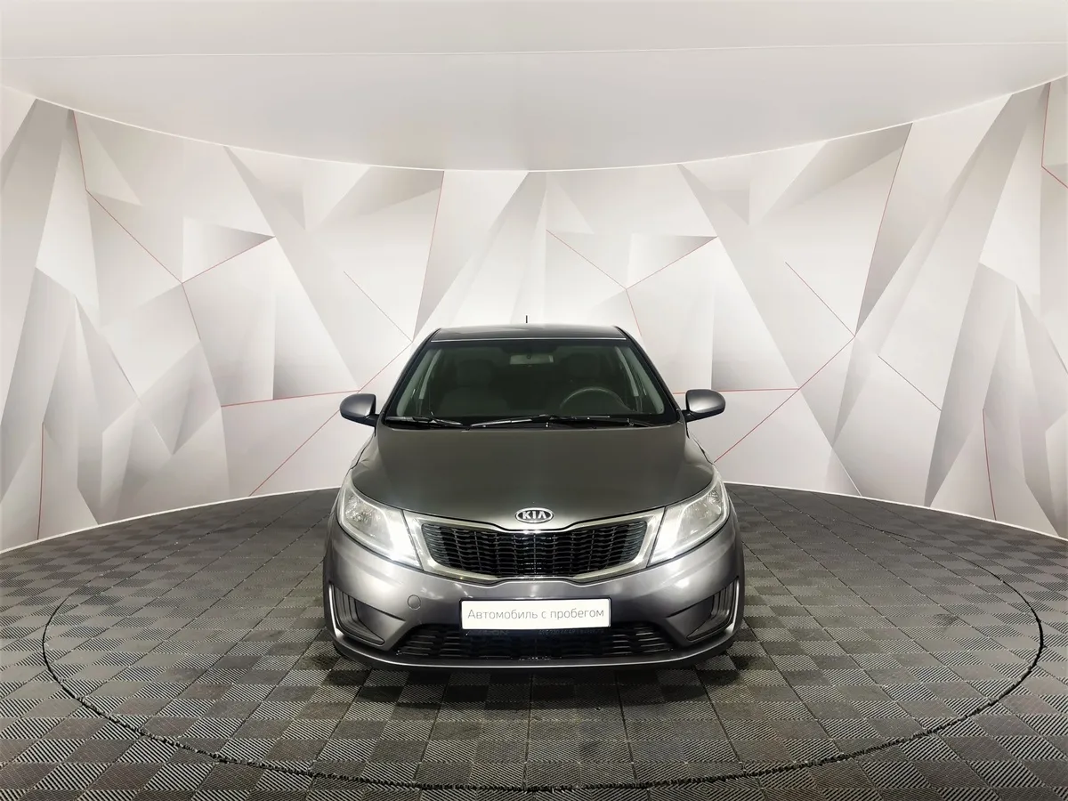 Kia Rio 1.4 AT (107 л.с.) Серый в АВИЛОН. Слайд №7
