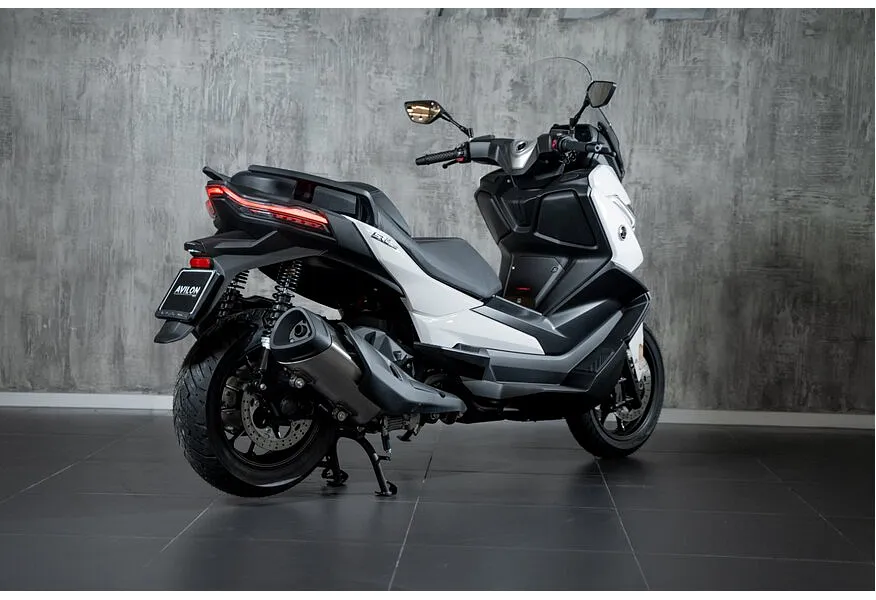 АВИЛОН - VOGE SR4 Max 350 см³ (28 л.с.) (28) 350 Белый - slide 7