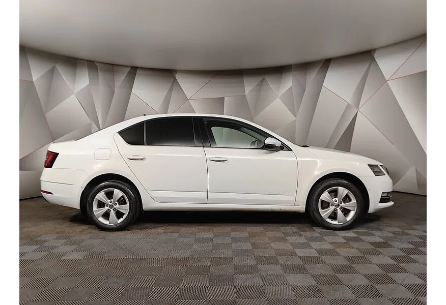 LIVE. Слайд №4