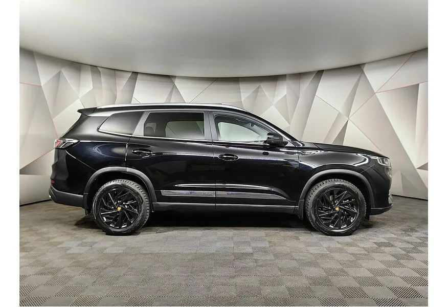 Chery Tiggo 8 Pro Max 2.0 AMT AWD (197 л.с.) Ultimate Черный в АВИЛОН. Слайд №6
