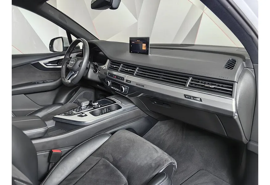 Audi Q7 3.0 TDI Tiptronic quattro (249 л.с.) Белый в АВИЛОН. Слайд №13