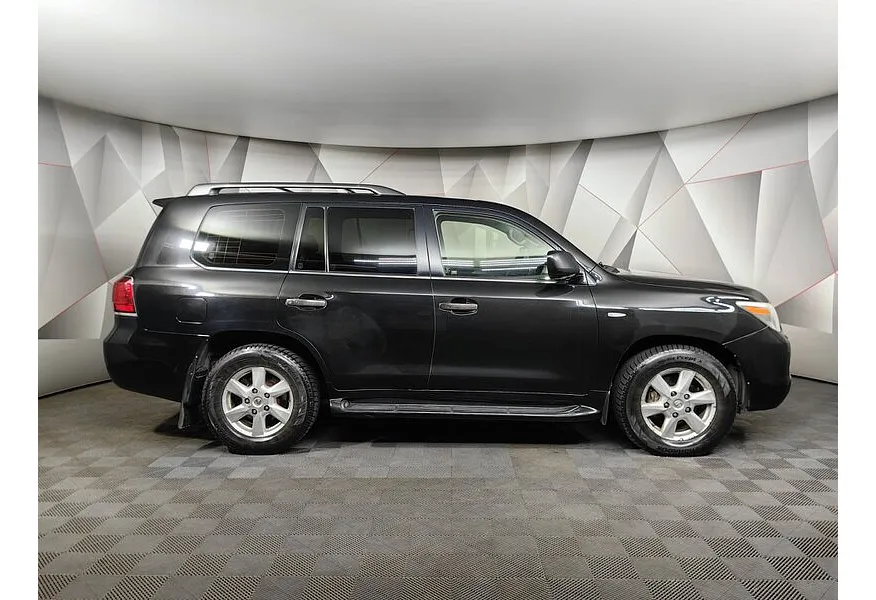 Lexus LX 570 AT (367 л.с.) Черный в АВИЛОН. Слайд №6
