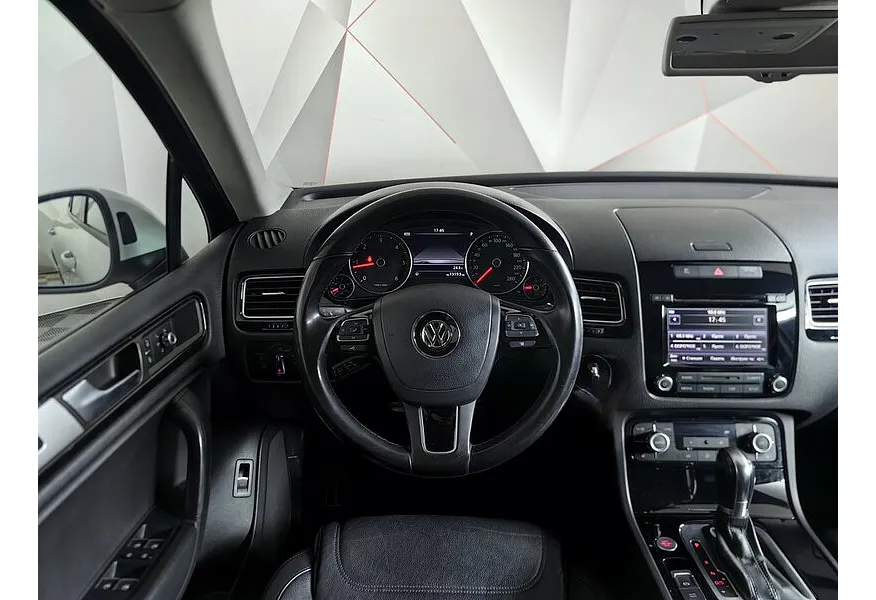 Volkswagen Touareg 3.0 TDI Tiptronic 4Motion (204 л.с.) Белый в АВИЛОН. Слайд №20