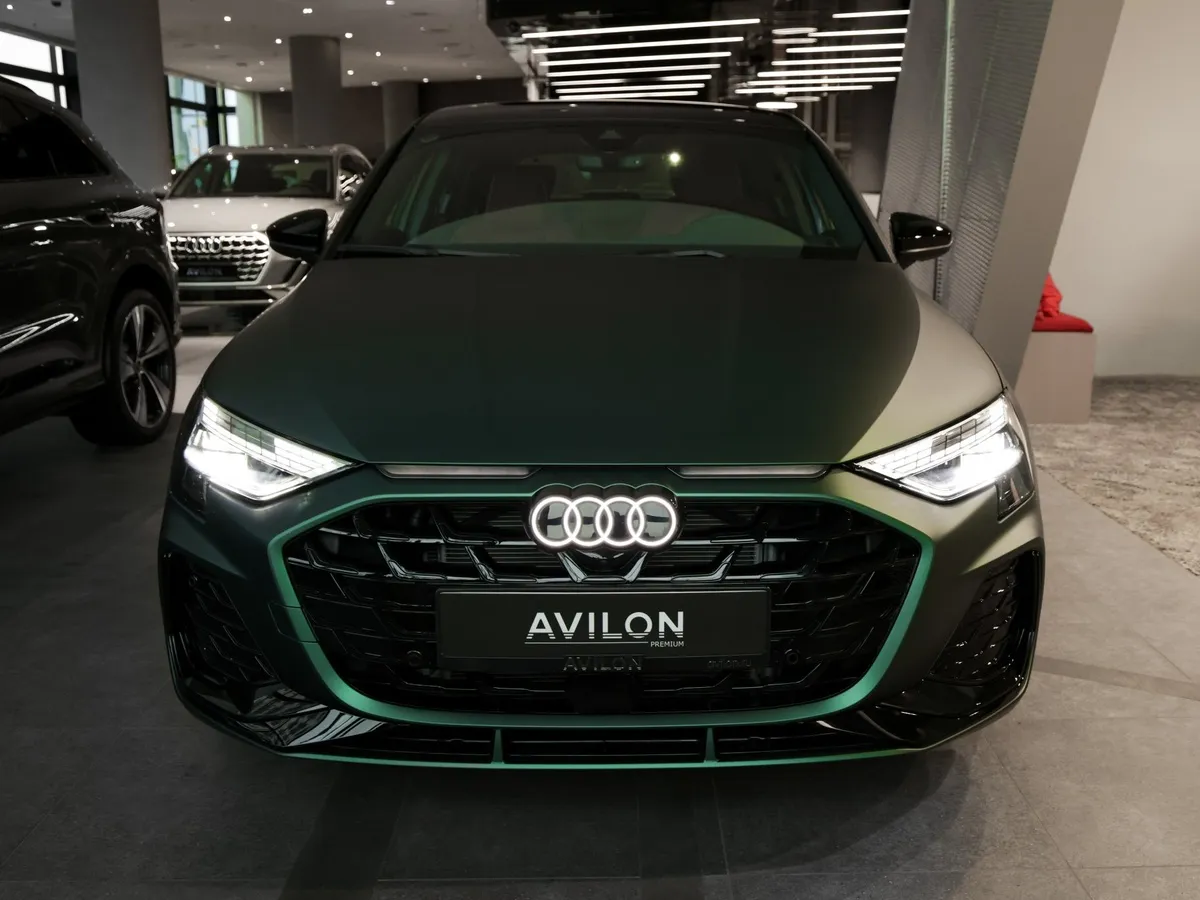 Audi A3 1.5 TFSI AMT (160 л.с.) Серый в АВИЛОН. Слайд №3