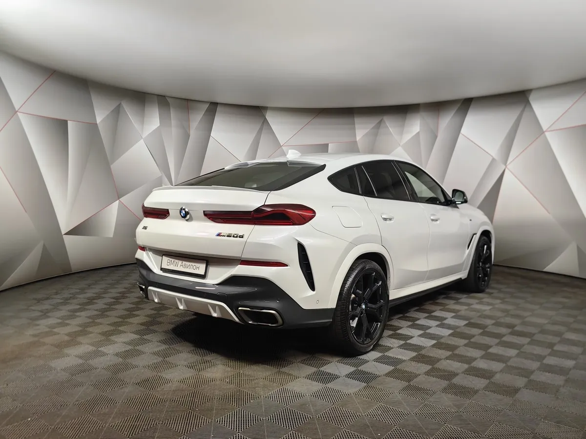 BMW X6 M50d Steptronic (400 л.с.) Белый в АВИЛОН. Слайд №2