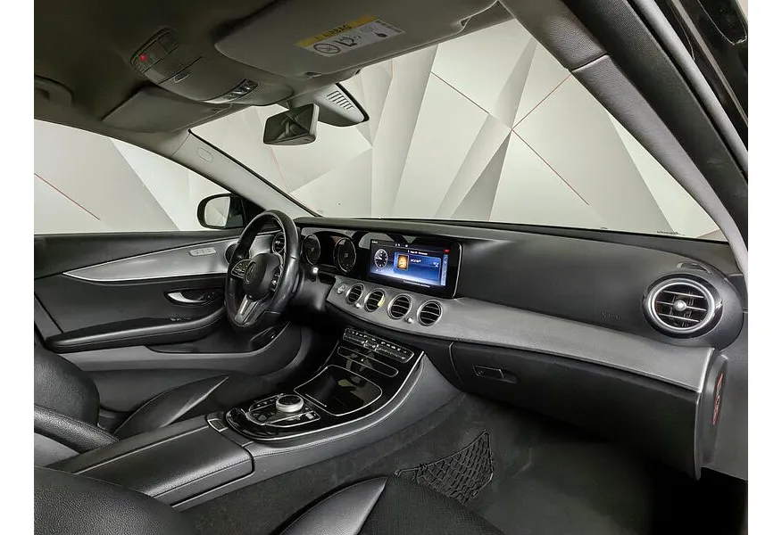 Mercedes-Benz E-Класс E 200 9G-TRONIC (197 л.с.) Черный в АВИЛОН. Слайд №12