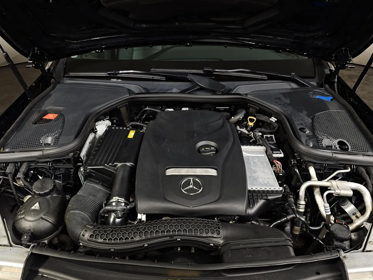 Mercedes-Benz E-Класс E 200 9G-TRONIC (197 л.с.) Черный в АВИЛОН. Слайд №11