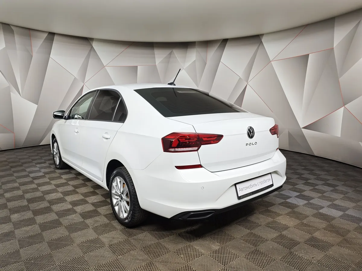 Volkswagen Polo 1.6 MPI AT (110 л.с.) Белый в АВИЛОН. Слайд №4