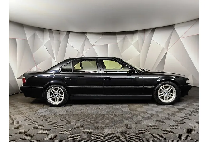 АВИЛОН - BMW 7 серия 750iL AT (326 л.с.) Черный - slide 2