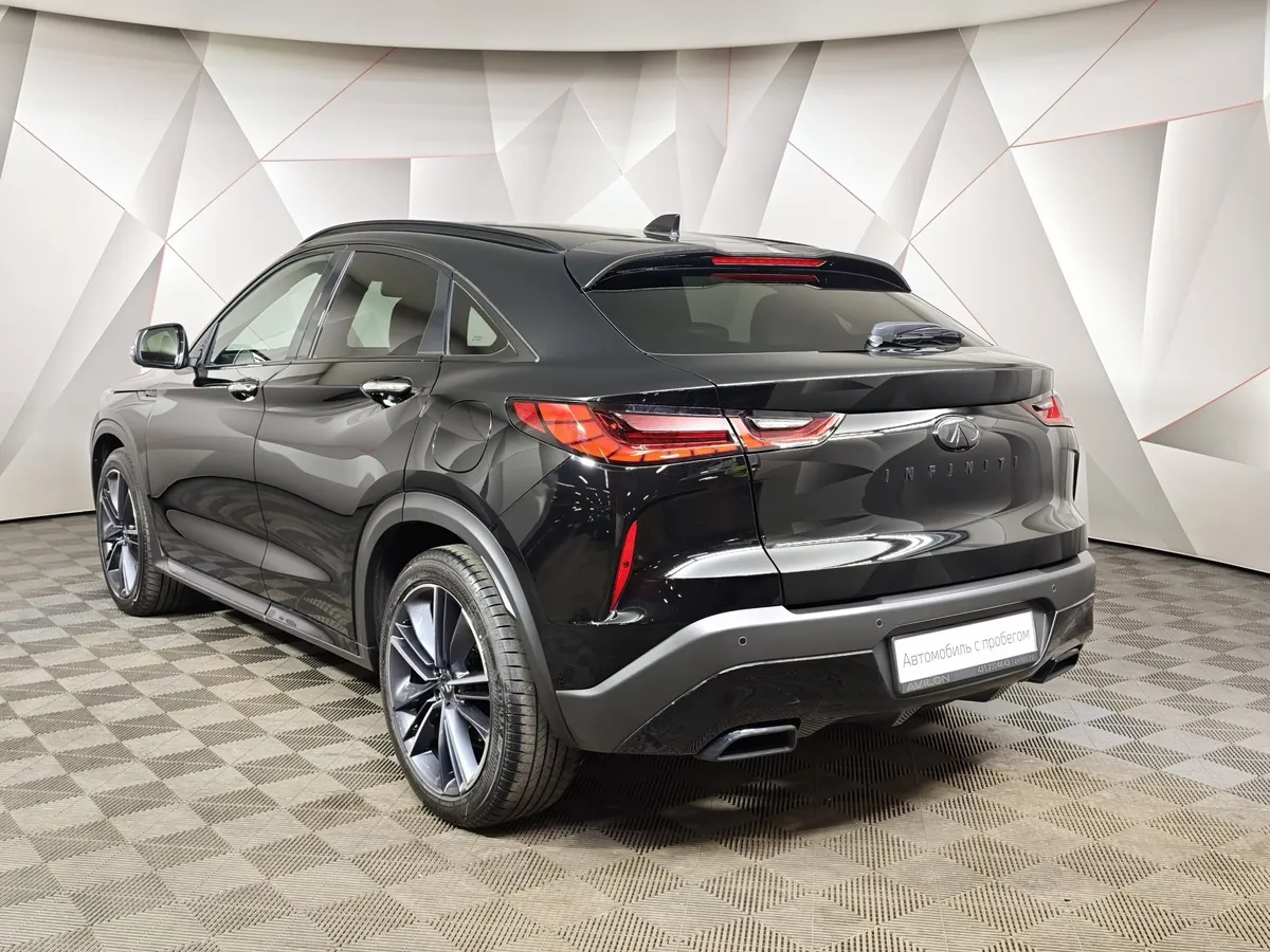 Infiniti QX55 2.0 CVT AWD (249 л.с.) Черный в АВИЛОН. Слайд №4